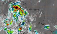 Onda tropical que pasa por el mar Caribe.