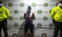 Hombre judicializado.