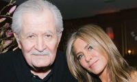 Muere el actor John Aniston, padre de Jennifer Aniston, a los 89 años.