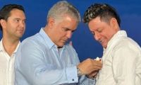  Condecoración al artista Iván Ovalle.