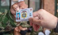 La ley elimina las multas existentes por la no prestación del servicio militar.