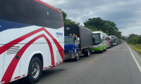 Tras levantar el bloqueo en la Troncal de Oriente, transportadores se unen a las mesas de trabajo
