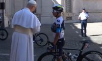 Nairo Quintana y el Papa León XIV.