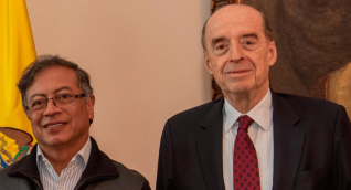 El Presidente Gustavo Petro y Álvaro Leyva Durán.