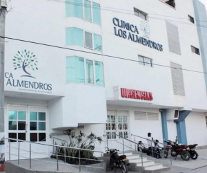 Clínica donde murió el presunto atracador. 