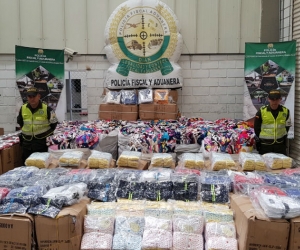 Policía Metropolitana de Santa Marta Incatuación de más de 18 mil prendas de vestir.