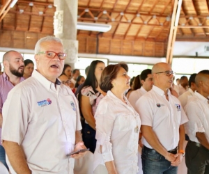 La actividad se dirige a entidades estatales, proveedores y entes de control.