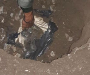 El Tiempo. La droga estaba enterrada en el patio de una casa y sería enviada al exterior en los próximos días Foto: Policía Antinarcóticos.