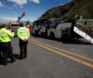 Accidente de tránsito ocurrido hoy cerca de Quito, que dejó 24 víctimas 