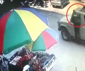 Sacerdote infractor se negó a aceptar la multa de un uniformado