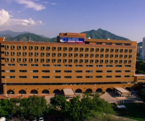 Hospital Julio Méndez Barrenece, lugar donde murió un hombre tras recibir tres tiros.