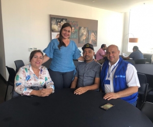 De derecha a izquiera: Jair Diaz Granados, director de la Unidad para las víctimas; Odorico Gutiérrez, líder de la mesa departamental de víctimas