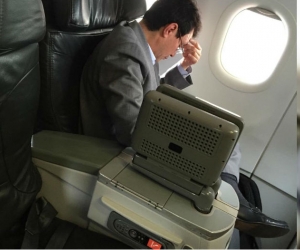 Carlos Caicedo, volando en primera clase de Avianca. 