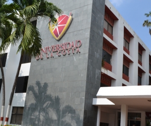 La Universidad de la Costa podrá adelantar los concursos o procesos de selección de ingreso y ascenso a la carrera administrativa.