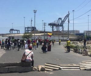 Los jovenes se sumaron a las manifestaciones que se realizan en distintas ciudades del país. 