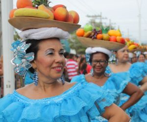 Desfile en Fiestas del Mar - contexto.