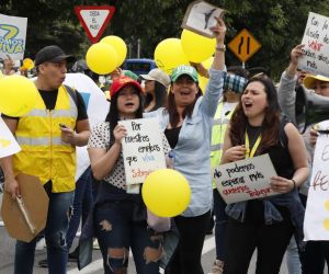 Marcha de trabajadores de Viva.