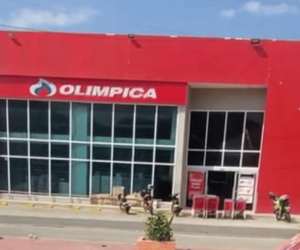 Hombres armados asaltaron Olímpica de la calle 30 en Santa Marta