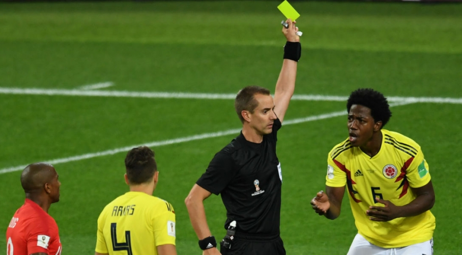 Archivo. Mark Geiger durante el partido de la Selección.