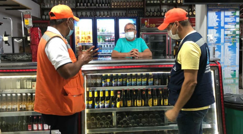 Operativo de la Secretaría de Salud en El Rodadero.