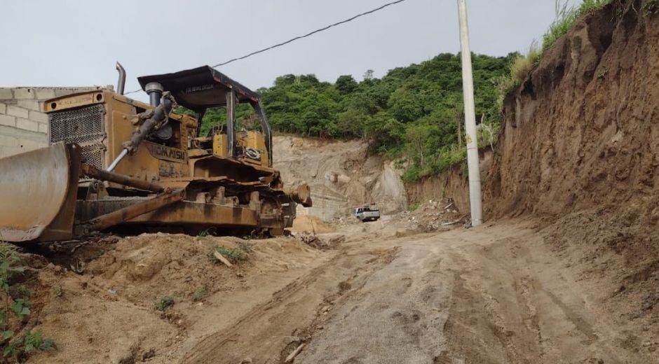 Seguimiento.co Según la comunidad siguen adelantando la obra