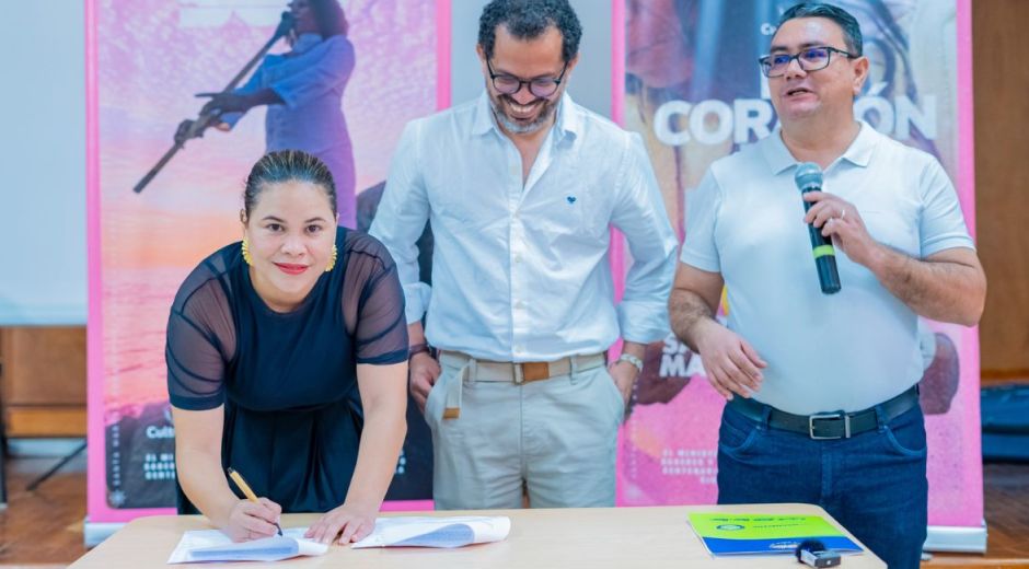 Cortesía Firma de convenio entre Unimagdalena y el Archivo General de la Nación.