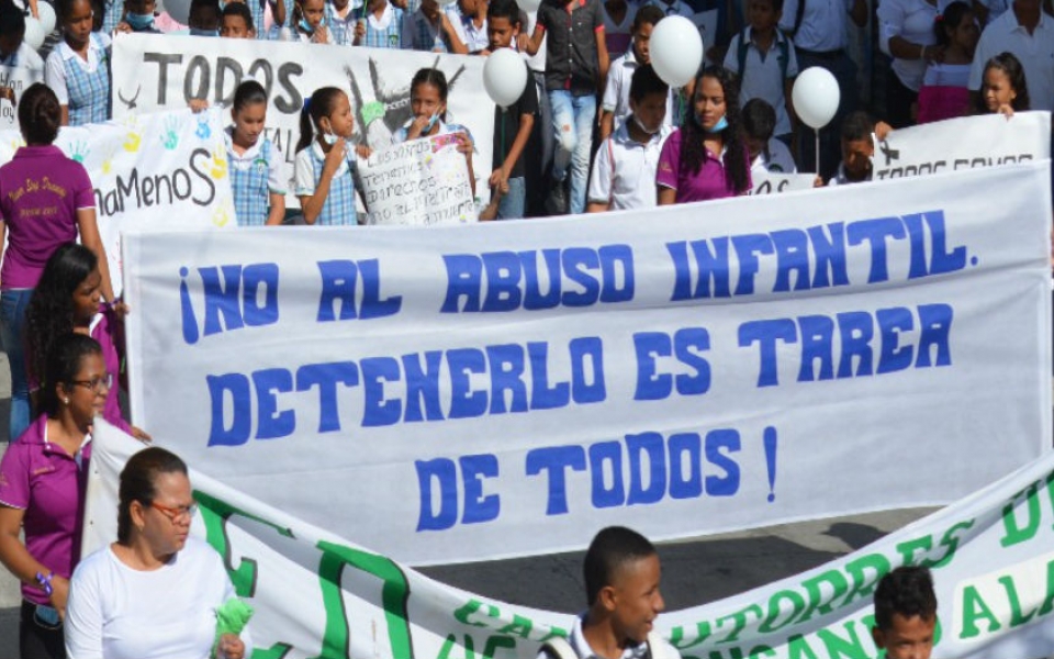 masiva marcha por el asesinato de Nátaly pérez.
